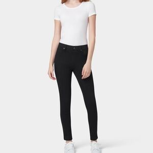 HUE Classic Black Leggings